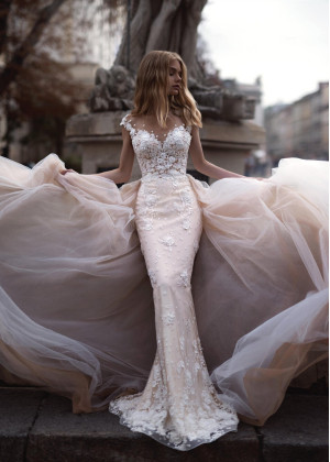 Mermaid Beaded Ivory Lace Wedding Dress With Removable Train